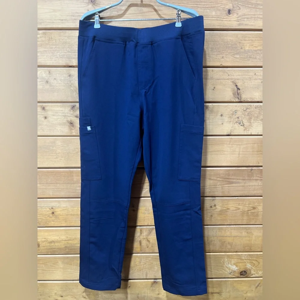 FIGS Men’s Axim Slim Short Scrub Pants – Navy – Size Large Short - NWT
